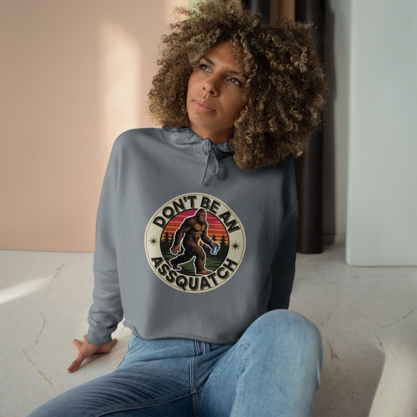 Women's Sasquatch Graphic Crop Hoodie |