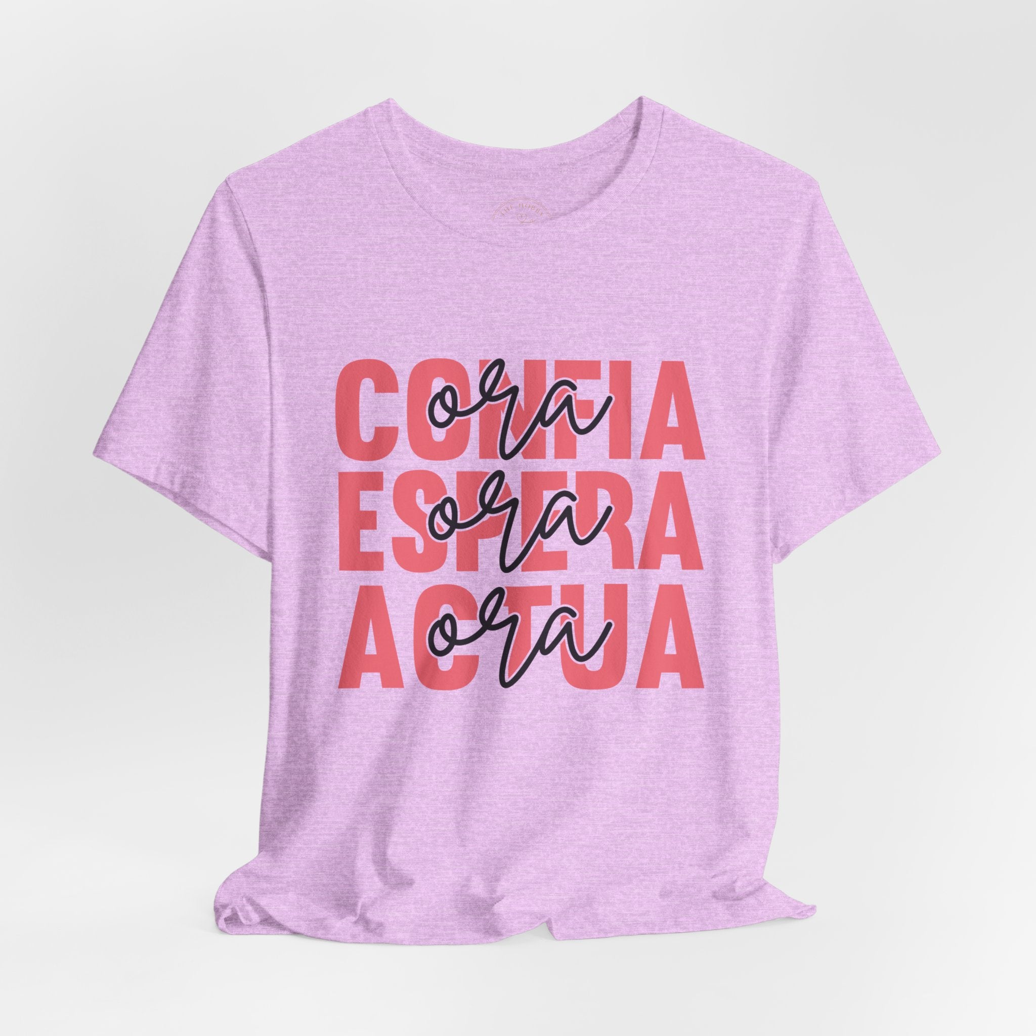 Coração Está Atoja Graphic Tee